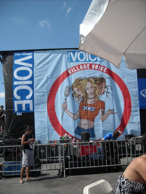 Behind the Stillwell Stage @ Siren Music Festival