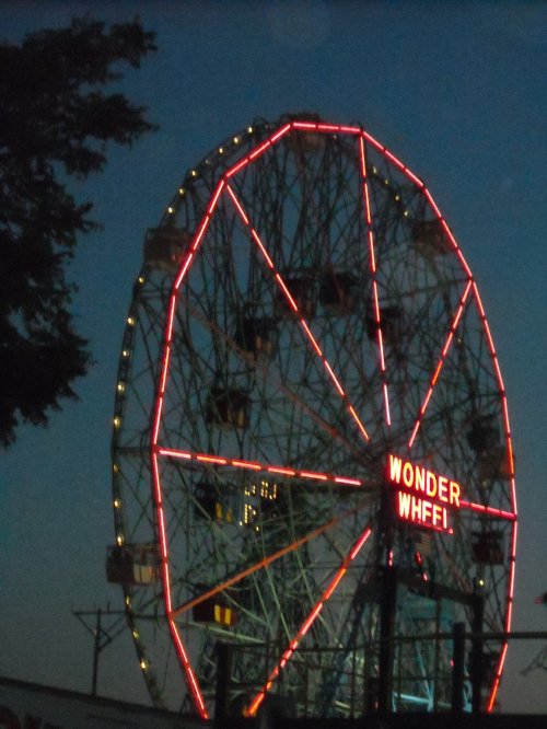 Wonder Wheel after dark
